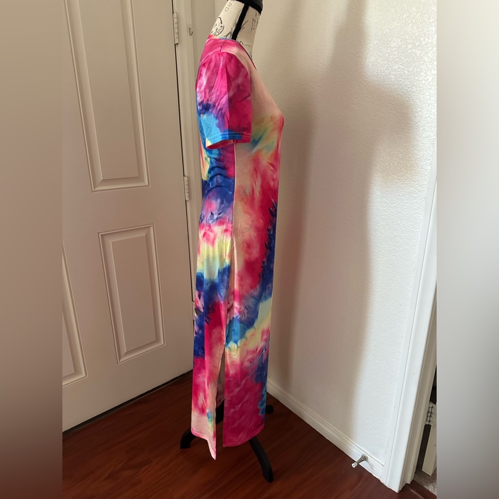 Colorful Dress - Picture 5 of 6